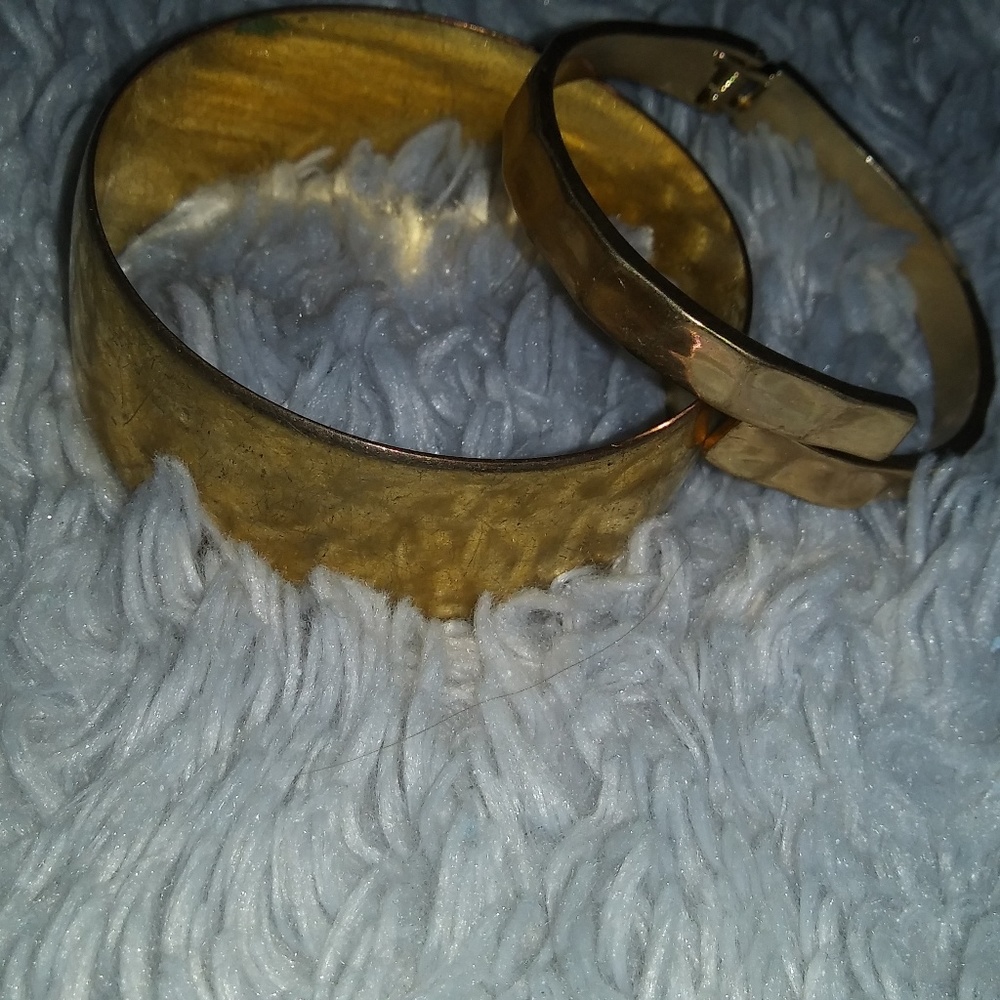 Bracelets - Picture 2 of 2